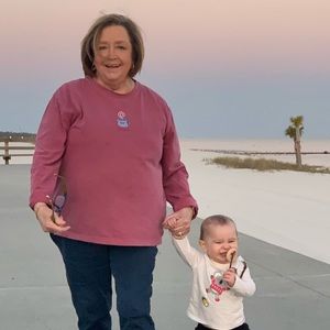 Meet your Posher, Connie